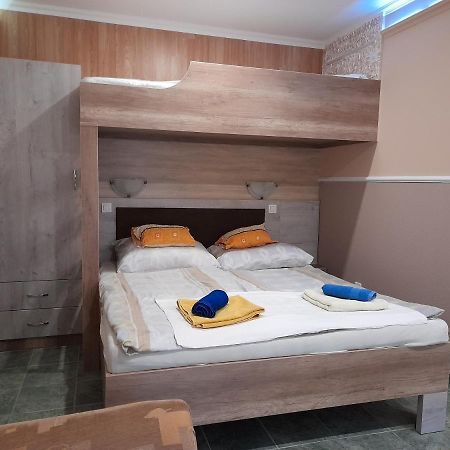 Andrea Apartman Hajdúszoboszló Extérieur photo