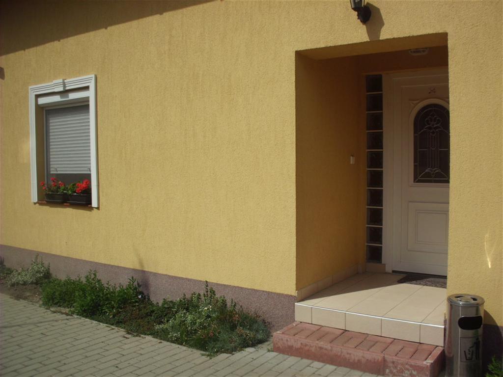 Andrea Apartman Hajdúszoboszló Extérieur photo