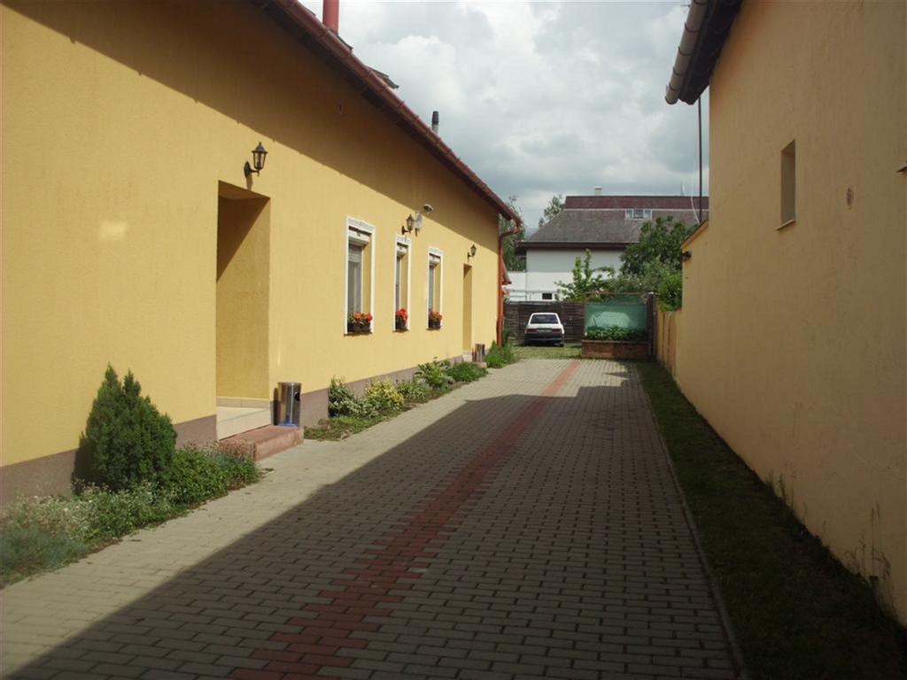 Andrea Apartman Hajdúszoboszló Extérieur photo