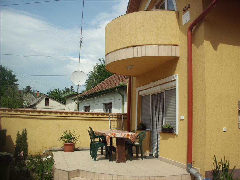 Andrea Apartman Hajdúszoboszló Extérieur photo
