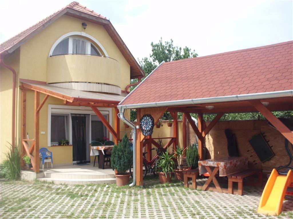Andrea Apartman Hajdúszoboszló Extérieur photo