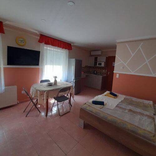 Andrea Apartman Hajdúszoboszló Extérieur photo